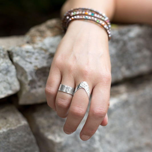 8mm Hammered Band Ring freeshipping - Higher Class Elegance