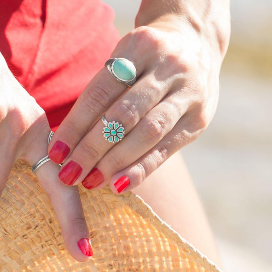 Reconstituted Turquoise Flower Ring freeshipping - Higher Class Elegance